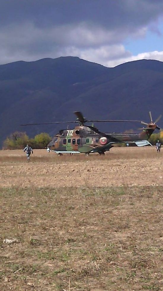 20 тръгнаха към Балкана с последна надежда Мирослав да е жив, вертолетът ще кръжи над Джендема