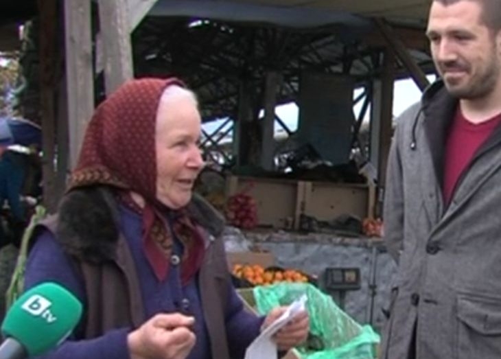 Баба Зоя от зеленчуковата борса хубаво подреди в рими българските политици (ВИДЕО)