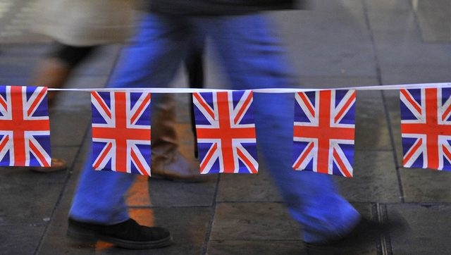 Лорд Кър шокира Обединеното кралство: Британците са изключително глупави, затова ни трябват мигранти