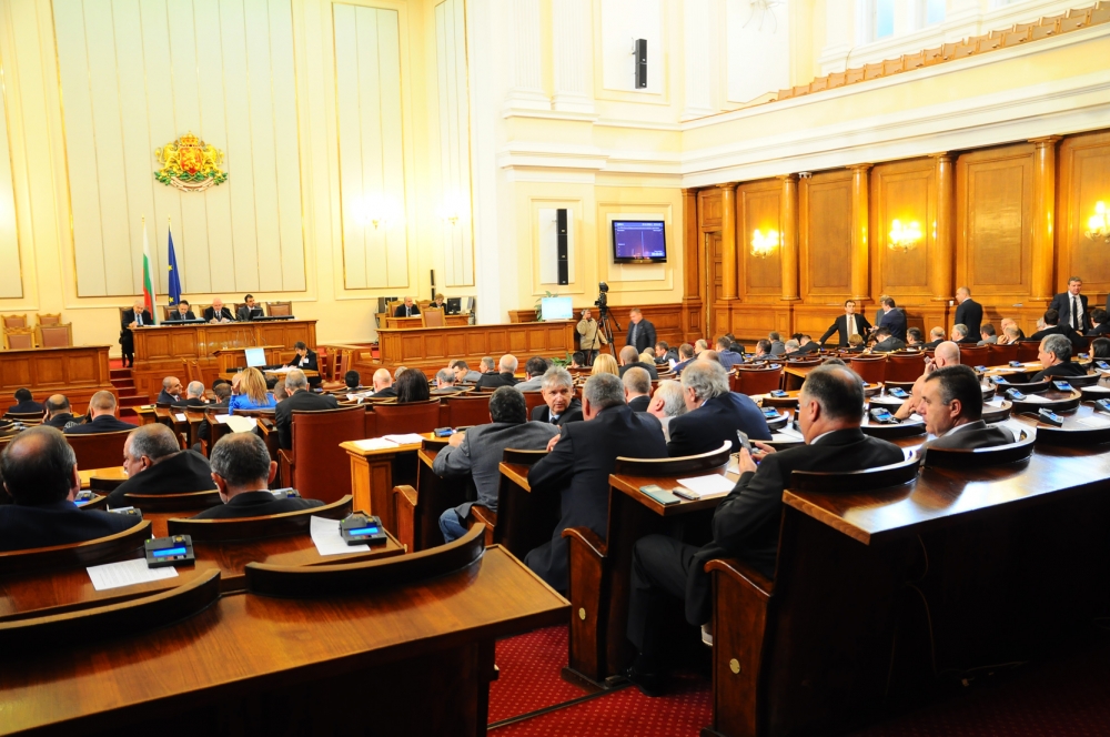 Депутатите днес ще имат извънредно кратък парламентарен контрол