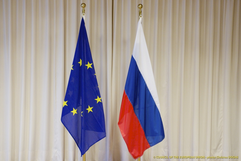 Политици и журналисти се възмутиха от резолюцията на ЕП срещу руските медии