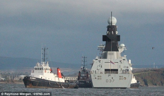 "Дейли мейл": Не, с тези кораби няма да ужасим Путин! (СНИМКИ)