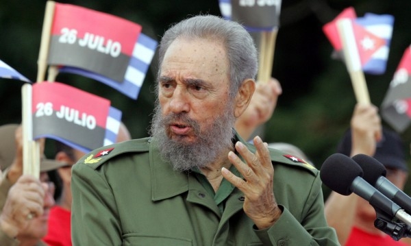 Погребват Фидел Кастро в Сантяго де Куба на 4 декември