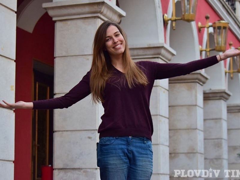Радина Думанян: Обичам да си късам обувките в Стария Пловдив