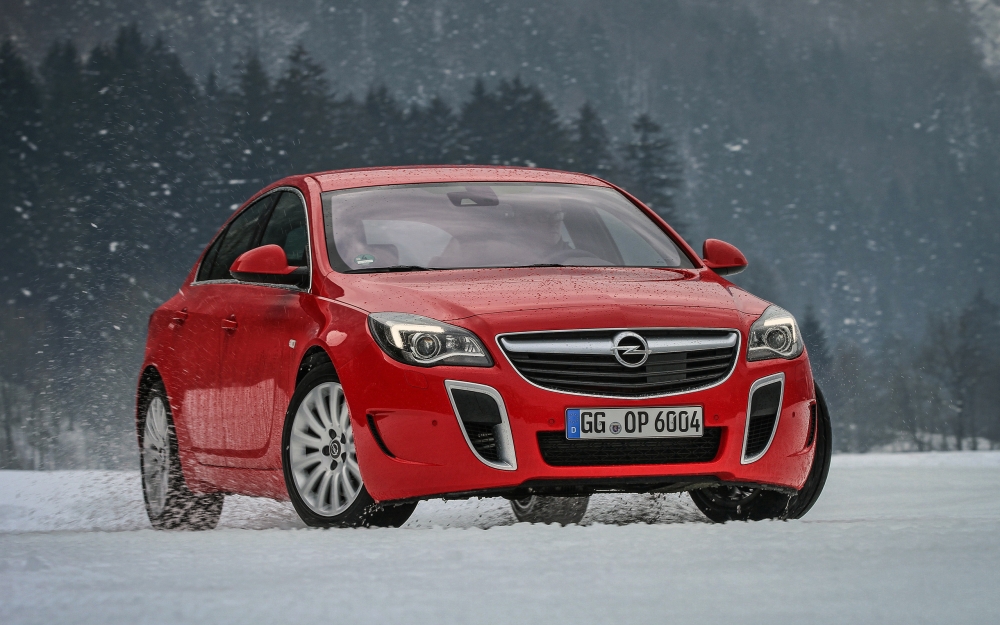 Opel помага за по-безопасно движение през зимата (СНИМКИ)
