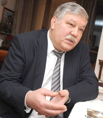 Военната прокуратура обвини бившия шеф на ВМА ген. Стоян Тонев 