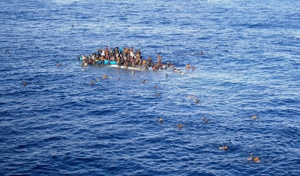 Бежанци умират от хипотермия, опитвайки се да прекосят Средиземно море през зимата