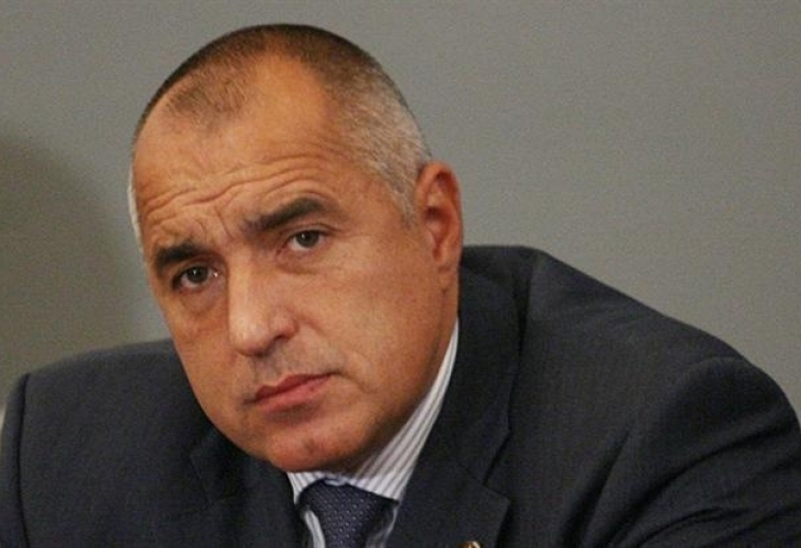 Борисов остава до последно в Хитрино, проблем с раздаването на еднократните помощи за хората