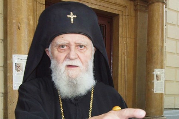 Св.Синод призова вярващите да се молят за здравето на Калиник, в реанимацията е