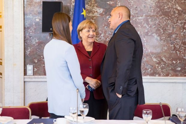 Борисов се срещна с Меркел (СНИМКИ)