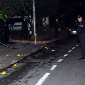 Извънредно: Изстрели и опит за проникване в посолството на САЩ в Анкара (СНИМКИ)