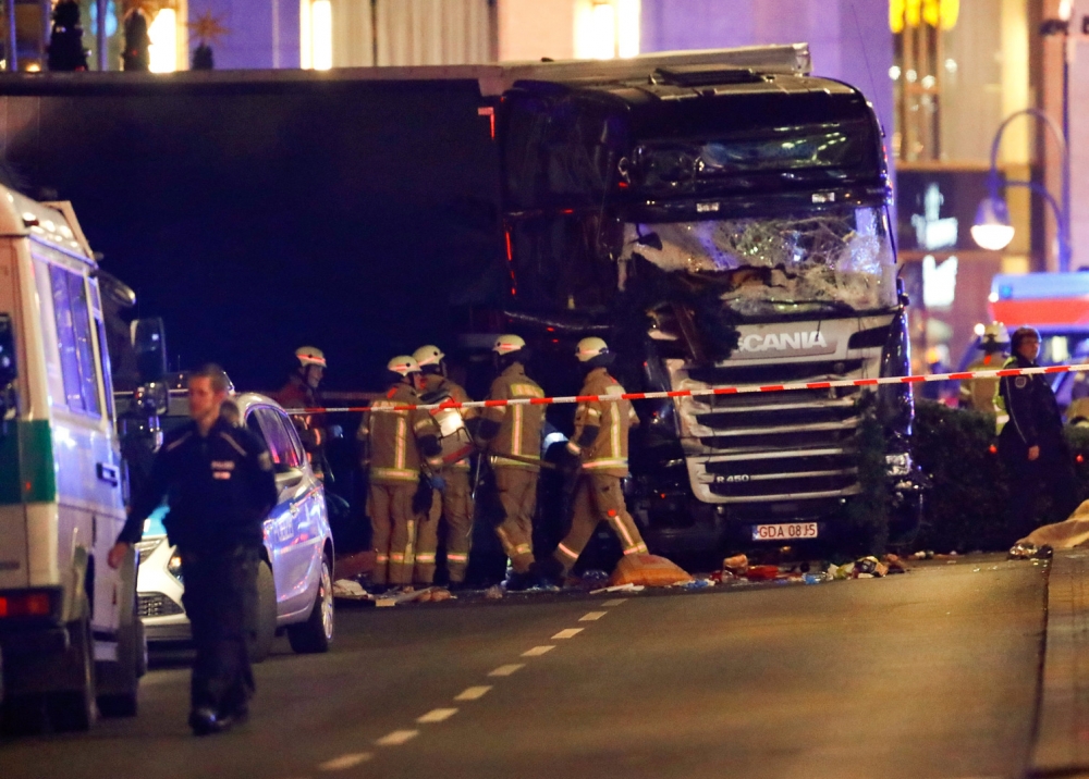 Горчивото припомняне за Ница: Как „сигурна” Европа отглежда терористи за съсипването си. Грешките на спецслужбите