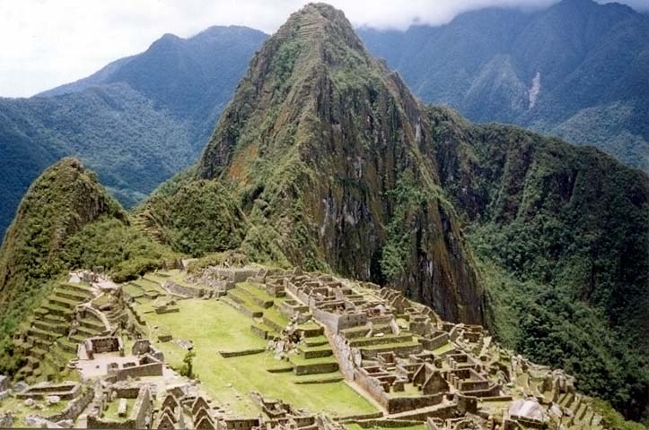 В Перу се готвят за края на света, след като майката природа им даде зловещ знак (СНИМКИ 18+)