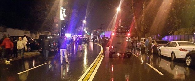 Шокиращи подробности за клането на кървавия Дядо Коледа в клуба в Истанбул (ВИДЕО)