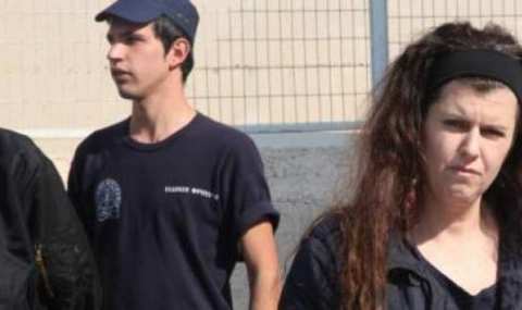 Зрелищен арест в Гърция! Щракнаха белезниците на топ терористка