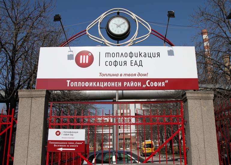 Хиляди на студено в София заради авария на топлопровод 