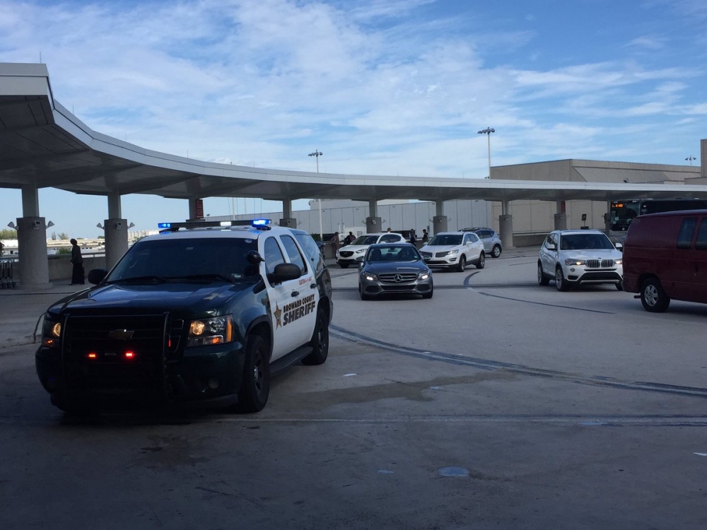 Стрелба на летище във Флорида, има убит (СНИМКА 18+/НА ЖИВО)