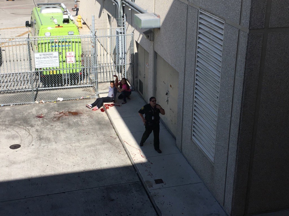 Стрелба на летище във Флорида, има убит (СНИМКА 18+/НА ЖИВО)