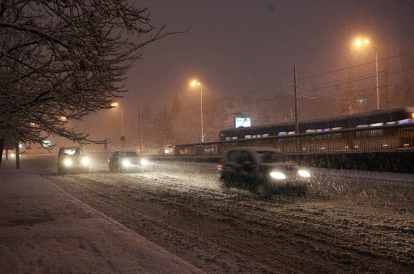 Снегът затвори пътя Петолъчката - Александрово