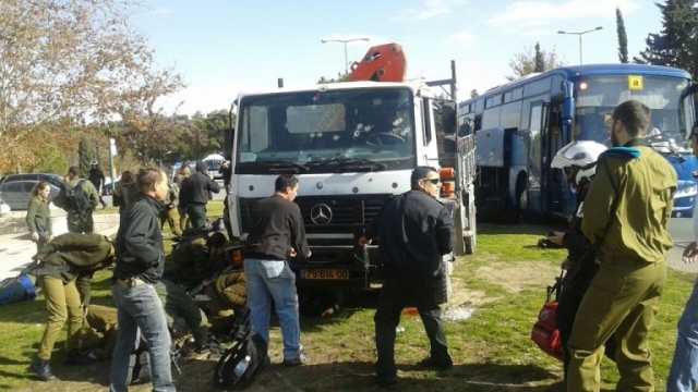 Установиха самоличността на извършителя на кървавото нападение с камион в Ерусалим