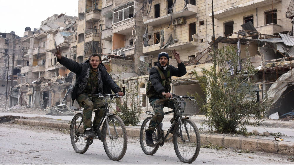 В отбрана: Готова ли е сирийската армия да отблъсне атаките срещу освободения Алепо? 