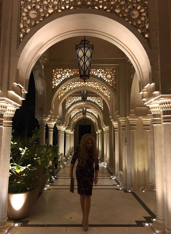 Лукс! Ваня Червенкова посрещна годината в Дубай, бизнесдамата е неузнаваема (СНИМКИ)