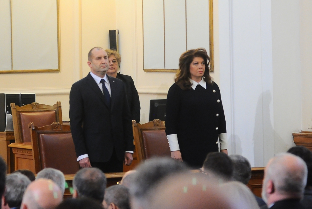Румен Радев встъпва в длъжност като президент 