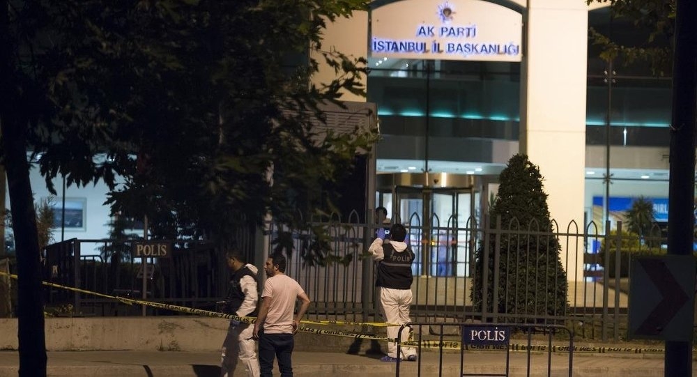 Нова атака с гранатомет в Истанбул (СНИМКИ/ВИДЕО)