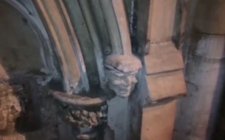 Откриха 700-годишна скулптура на Тръмп в британска църква (СНИМКА/ВИДЕО)