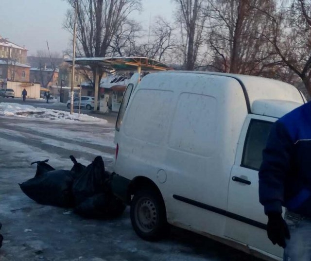 Бдителен гражданин заподозря престъпление в центъра на Пловдив (СНИМКИ)