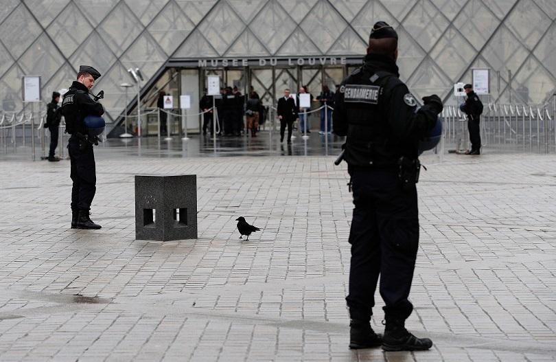 Reuters: Нападателят от Лувъра е официално обявен за задържан