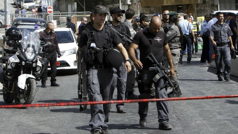 Кървав терор в Израел! Мъж извади оръжие и започна да стреля напосоки (ВИДЕО)