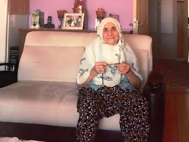 90 години от зори до залез! Баба Фатма от Бурса: България ме научи на труд