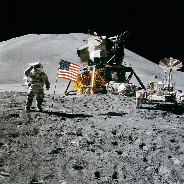 19 ноември 1969 година: Аполо 12 каца на Луната
