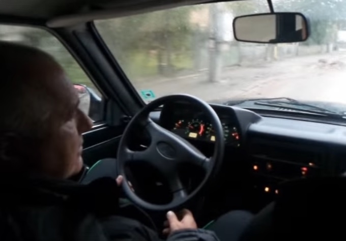 Борисов изригна: Взимам си една „Нива”! Уникално ВИДЕО показа шофьорските умения на експремиера