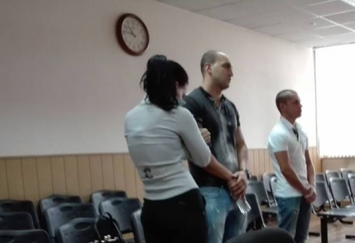 Съдът реши: Красивата студентка Людмила, която продаваше дрога в Пловдив, ще лежи в затвора