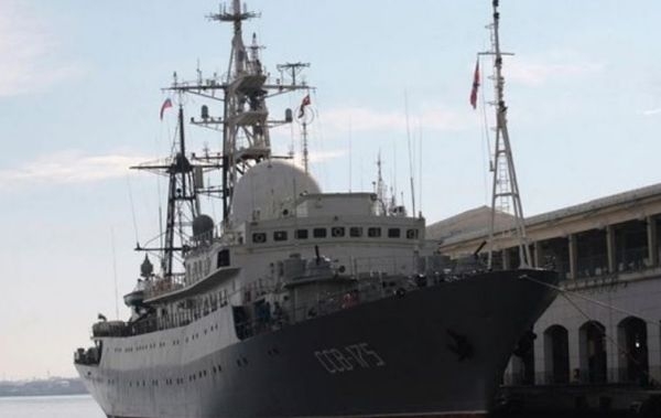Шаш по Източното крайбрежие! Руски разузнавателен кораб се приближи опасно близо до американския бряг 