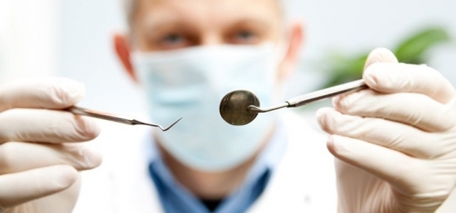 Зъболекар измисли интересен начин как да разсейва пациентите си (СНИМКА)