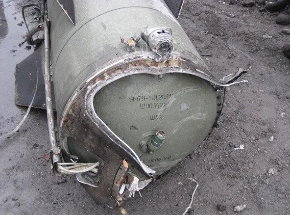 Несъществуващите според Киев ракети „Точка У” лежат в центъра на Луганск (СНИМКИ)