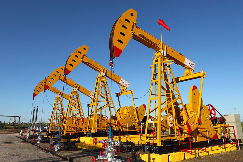RusVesna: Цената на нефта може да нарасне до $60 за барел 