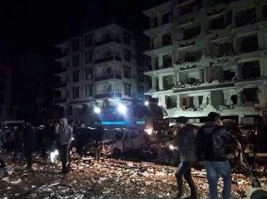 3-годишно дете е загинало при експлозията в Източна Турция, броят на ранените расте (ВИДЕО)