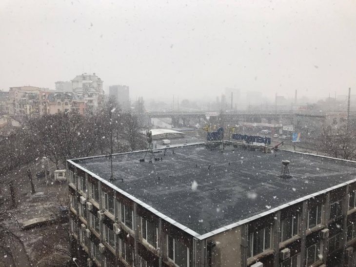 Снегокалипсис в София! Тротоари и улици побеляха за секунди, на Витоша... пълен абсурд! (СНИМКИ/ВИДЕО) 
