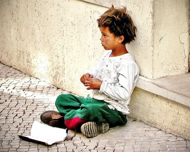 Плашеща статистика показа колко български деца гладуват ежедневно! 