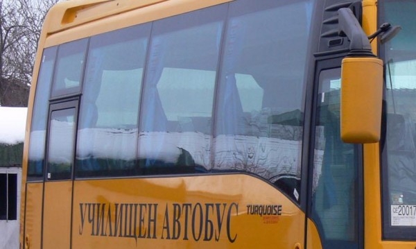 Техническа неизправност е причина за инцидента с ученическия рейс край Бургас 