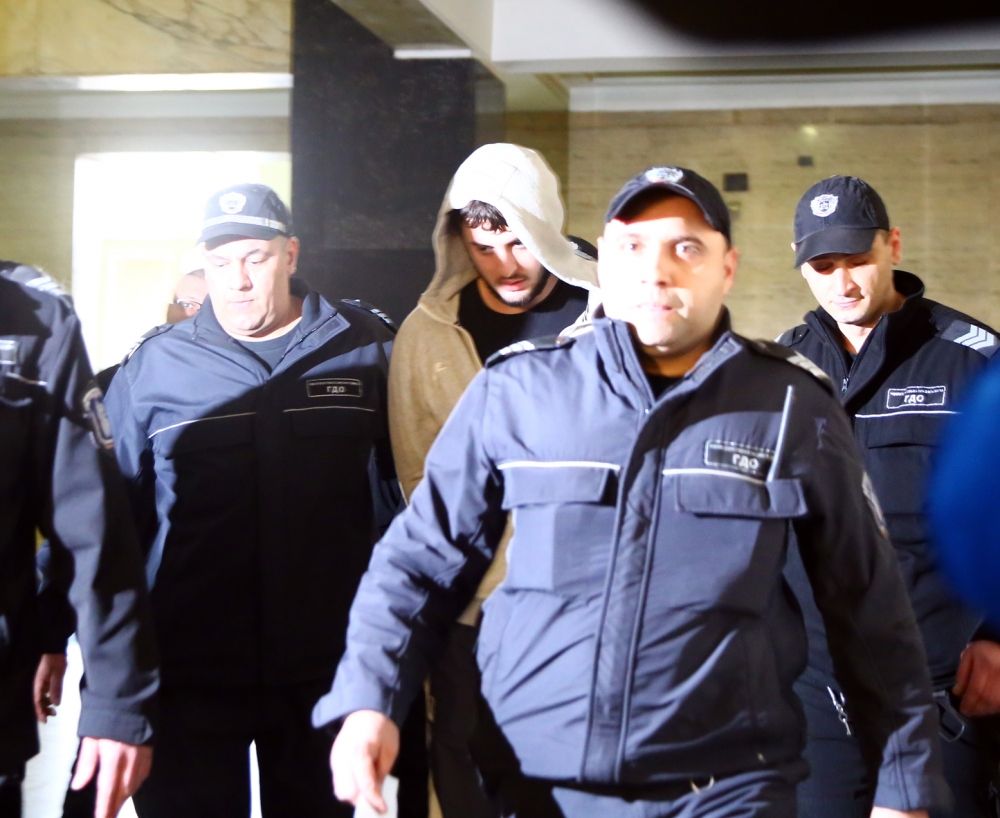 От последните минути: Съдът остави в ареста убиеца от Борисовата градина