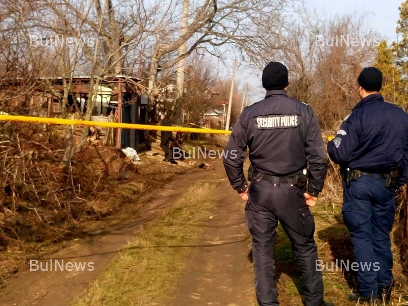 Ужас край Враца! Откриха труп на полугола жена на Лиляшка могила (СНИМКИ)