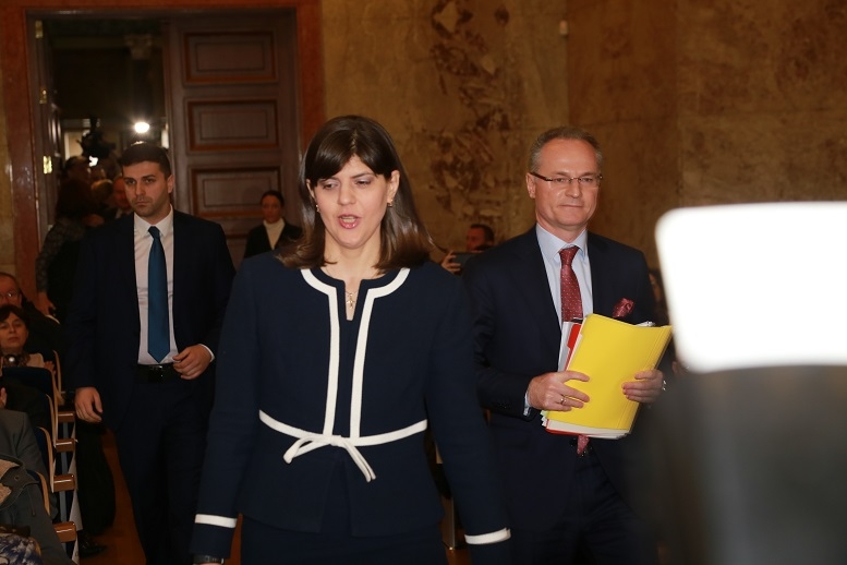 Падна главата на скандалната прокурорка Лаура Кьовеши в Румъния, президентът подписа указ за освобождаването ѝ