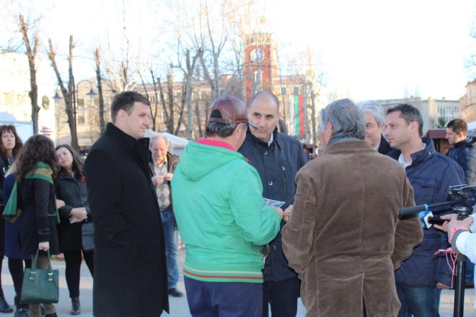 Цветанов в Хасково: Правителството на ГЕРБ завърши АМ „Марица” и тази година тук се разкриват 4000 нови работни места