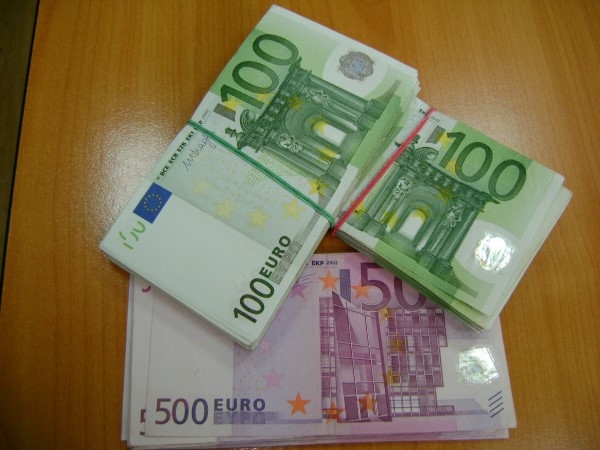 Изненада на МП „Малко Търново”: Митничари извадиха от гащите на българин валута за цял апартамент
