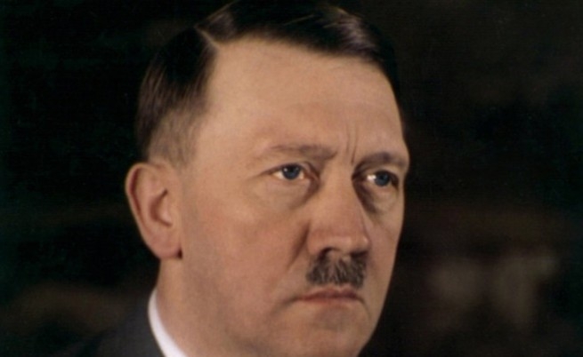 Очите на Хитлер били: Омагьосващи, стоманени, хипнотизиращи... 